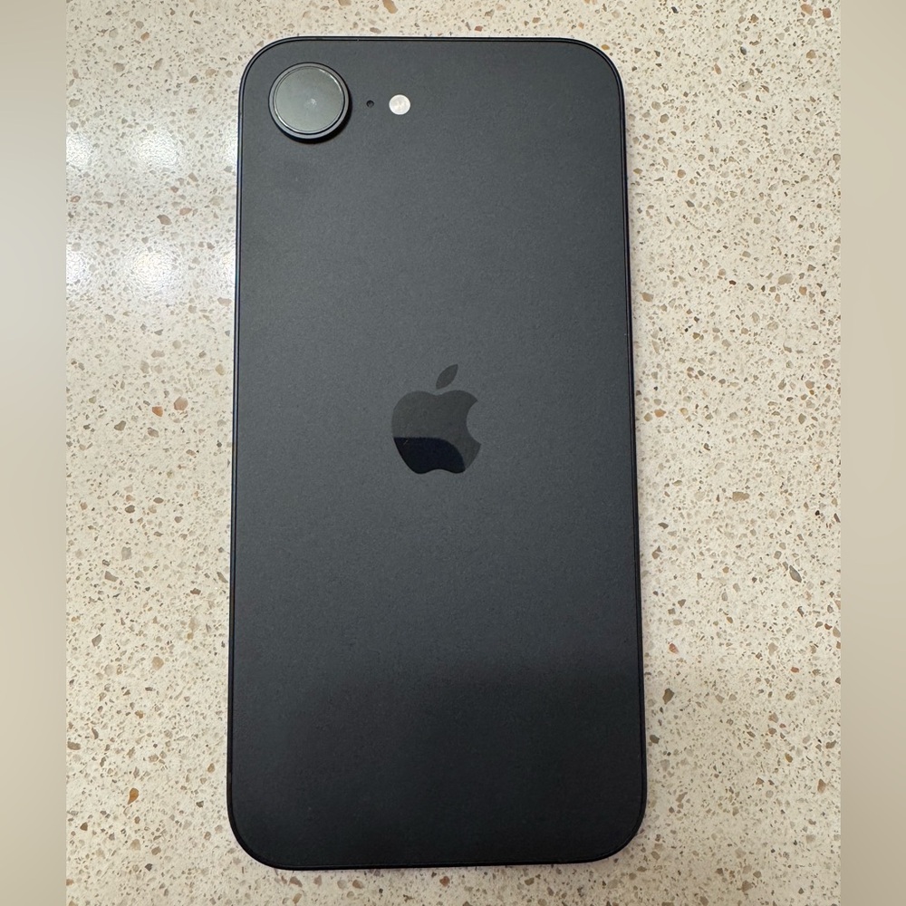 Black iPhone 16E 128gb Unlocked
